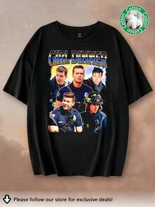 T-shirt graphique unisexe oversize << 9-1-1 Girl Dinner », style décontracté avec collage de personnages Buck, imprimé en 2026. Fabriqué en pur coton, il est doux et respirant, convenant aussi bien aux hommes qu'aux femmes. Ce t-shirt décontracté est idéal en toute saison et constitue un souvenir stylé. Parfait au quotidien, il ravira les adeptes de la mode urbaine et les mélomanes. - Noir - Voir 1
