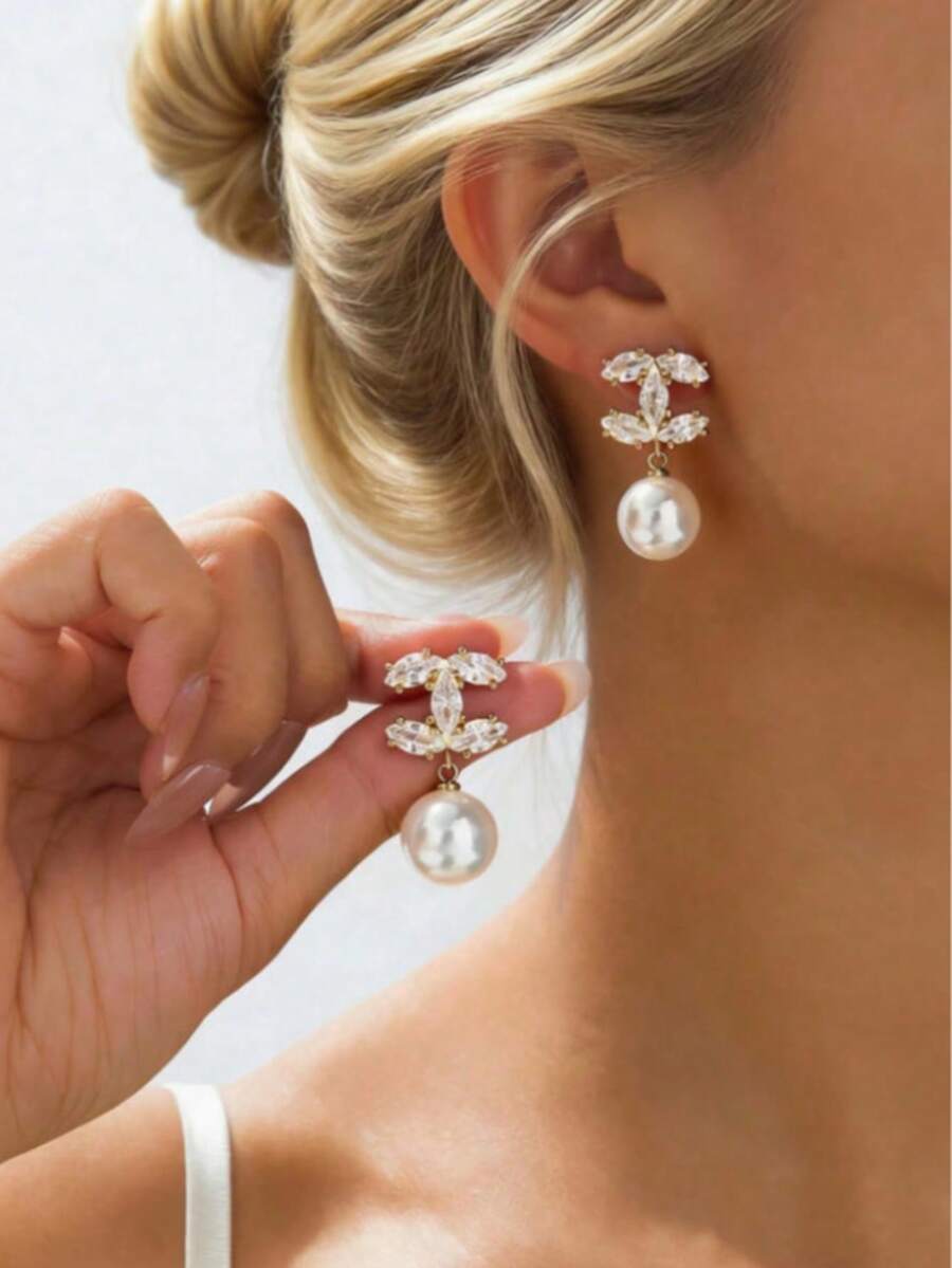 1 Pair Elegant & Cute Earrings, Suitable For Daily Wear And Gatherings,Summer,Jewellery - Gold - View 1
