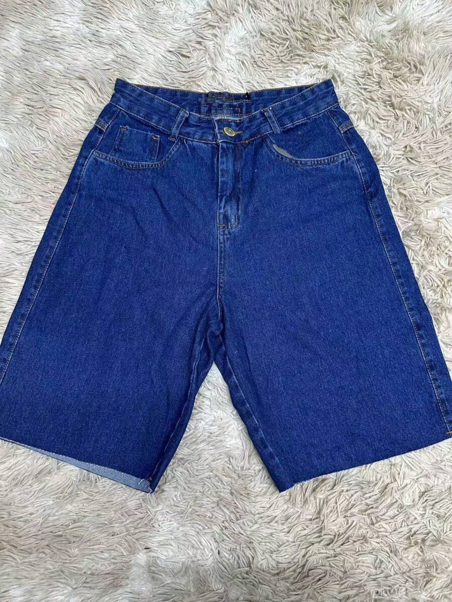 Women's Basic Denim Shorts With Pockets - Escuro Desfiada - View 1