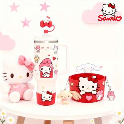 SANRIO Bộ phụ kiện cốc 2 món, được thiết kế cho cốc 30oz và 40oz, bao gồm ống hút silicon, giá đỡ cốc và nắp bảo vệ, lý tưởng cho Giáng sinh và Lễ Tạ ơn, phụ kiện cốc tuyệt vời.