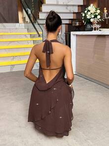 Đầm ngắn Look Polly màu nâu hở lưng, đính kim tuyến, kiểu dáng thanh lịch, gợi cảm, thích hợp cho các bữa tiệc ngày Valentine, lễ hội Carnival, và kỳ nghỉ hè trên bãi biển. - màu nâu - Xem 7