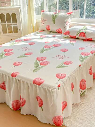Bộ 3 món (1 ga trải giường, 2 vỏ gối) họa tiết hoa lớn màu đỏ, thiết kế in hoa lớn với viền xếp ly, ga trải giường che phủ toàn bộ bề mặt chống bụi, bộ 3 món ga trải giường xếp ly kèm 2 vỏ gối.
