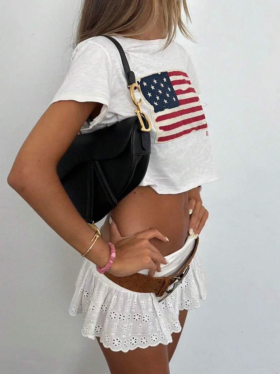 Women's American Flag Print Cropped Top - Short-Sleeve Round-Neck T-Shirt With White Ruffle Hem And Star Embellishments - Suitable For Summer Casual Wear - Breathable And Wrinkle-Resistant - Machine Washable (Pink/Red/Blue/White) - Essential For Layering - Medium Stretch Fabric - Loose Fit - Suitable For Layering Or Wearing Alone - Versatile With Jeans Or Skirts - 白色 - 查看 1