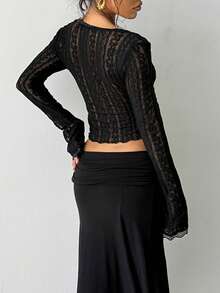 Áo thun cổ chữ V sâu dệt jacquard màu trơn gợi cảm thời trang - màu đen - Xem 2