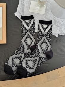 1 Pair Women's Vintage Lace Ruffle Socks, Solid Color Korean Style Hollow Lace Mid-Calf Socks, Girly Spring/Summer Daily Wear - Multicolor - View 13