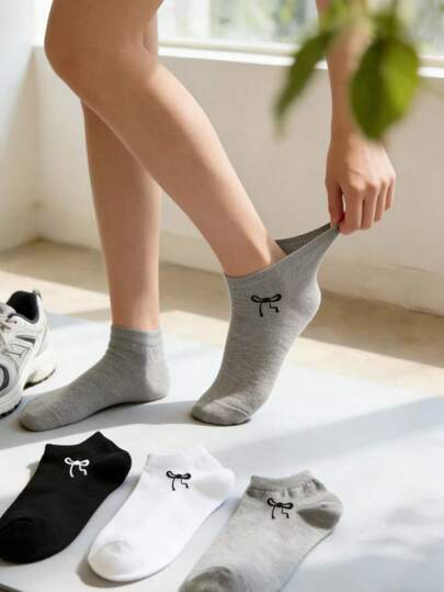 12 Pairs Bowknot Shallow Boat Socks For Women, Thin & Breathable Short Socks For Spring/Summer, Black/White/Gray Basic Versatile Style, Ribbed Cuff To Prevent Slipping, Invisible & Non-Stuffy, Sweet Design Suitable For Canvas Shoes, Sneakers, Shoes, Suitable For Students, Commuting, Casual Wear, Moisture-Wicking & Odor-Resistant, Girly Style, Great Gift For Best Friends