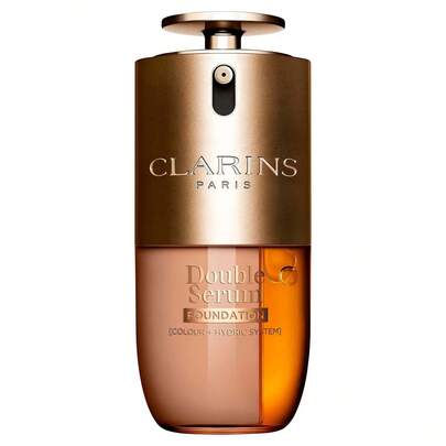 Clarins 双效精华二合一粉底液 #M2N 30ml | 为女性提供长达12小时的舒适持妆体验 | 打造更光滑、更均匀的肤色 | 减少细纹和皱纹 | 保持肌肤水润舒适