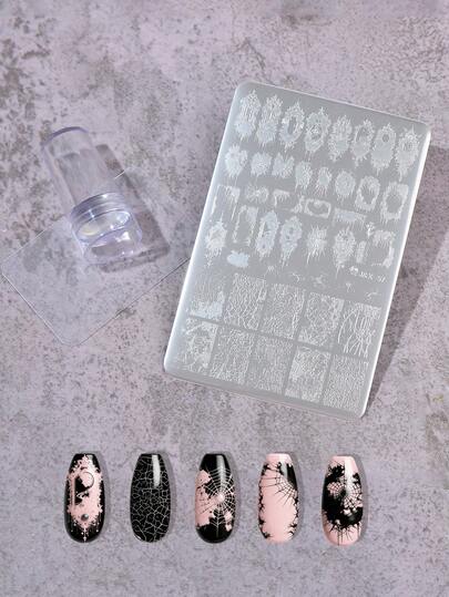 1 miếng giấy bạc dán móng tay màu thép tối mờ, họa tiết mạng nhện, 1 bộ khuôn dập móng nghệ thuật kèm dụng cụ dập và gạt.