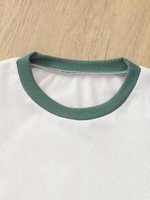 Conjunto de 2 piezas de camiseta sin mangas y falda larga de unicolor con ribete de contraste en estilo vintage elegante para resort, primavera/verano - Blanco y verde - Ver 4