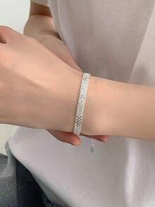 1 chiếc vòng tay bằng bạc Sterling S925, kiểu dáng tối giản, độc đáo, họa tiết hình học đan xen, thích hợp cho nữ giới đeo hàng ngày. - Bạc - Xem 4