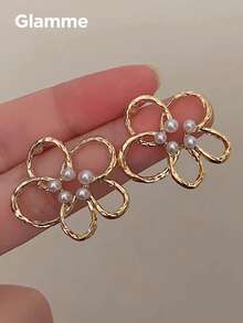 1 Pair Gold Hollow Flower Pearl Stud Earrings, Elegant French Style Earrings For Women, Versatile For Daily Wear, Dates, Vacations - Gold - View 7