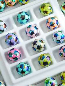 10 piezas de cuentas acrílicas con forma de fútbol de 16 mm de colores mixtos brillantes y aleatorios, adecuadas para hacer pulseras y collares DIY - Suministros de manualidades vibrantes, cuentas para pulseras - Multicolor - Ver 3