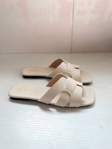 Sandalias planas deslizantes para mujer, diseño floral con estampado de cocodrilo de punta cuadrada, color beige, adecuadas para vestidos en verano - Beis - Ver 3