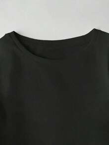 One Ribbed Cotton T-Shirt For Women With A Realistic Inverted Devil Flower Pattern. New Spring/Summer Collection In A Sporty College Style For Women. Soft And Breathable Black Short-Sleeved T-Shirt. - 黑色的 - 查看 3