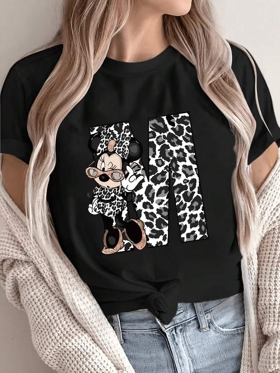 Women's Black Short Sleeve T-Shirt With Disney Minnie Mouse In Pink Sunglasses And Fashion Leopard Print Outfit, Featuring Bold Leopard "M" Letter, Knotted Hem And Chic Cardigan Draped, Disney Shirts, Summer Outfits For Women, Spring Outfits For Women, Officially Licensed Disney T-Shirts, Disney Men's And Women's Spring/Summer Fashion Casual Short-Sleeve T-Shirts - màu đen - Xem 1