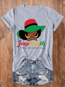 Juneteenth-Ish Since 1865 Stylized Curly Hair Wide Brimmed Hat Gold Hoop Earrings Red Lipstick Graphic Shirt Casual Crew Neck Cotton Tee Summer Breathable Cute Casual Style Versatile Casual Style Juneteenth - 淺灰色 - 查看 15