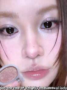 迷你高光眼影，质地细腻，珠光闪亮，浅紫色，易于涂抹，持久显色，提亮肤色，适用于面部和眼部，多功能彩妆，小巧便捷，适合演出、角色扮演和节日礼物。 - 彩色 - 查看 2