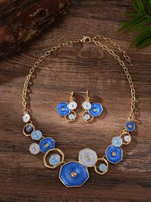 Cring Coco 1 Elegante conjunto de joyería retro de estilo bohemio con diseño geométrico calado de la serie botánica de verano, de aleación de zinc con collar y pendientes elásticos para mujeres. Perfectamente adecuado para mujeres hermosas. Apropiado para uso diario, vacaciones, banquetes de alta gama, fiestas, San Valentín, Día de la Madre, cumpleaños y días festivos. - Caqui - Ver 1