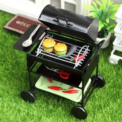 1/12 Scale Mini Barbecue Grill Model - Black Elegant Barbecue Stove, Living Room Decor Miniature Photography Accessory - Seasonal Decor - Ideal Gift, Outdoor Miniature Scene Prop, Metal Structure, No Electricity Required, Suitable For All Seasons, Holiday Decor | Mini Barbecue Set | Metal, Barbecue Accessories, - DIY Mini Photography Shooting Prop/Living Room Scene Decor, Kitchen Decor, Scene Decor, Party Decor, Mini Gift, Exquisite Gift, Personalized Gift, Party Gift, Birthday Gift
