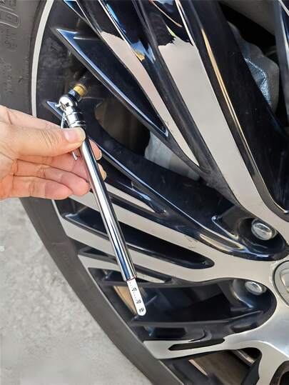 1pc Portable Handheld Tire Pressure Gauge - Featuring A Durable Construction And Compact Design To Ensure Accurate Readings And Improve Fuel Efficiency, Suitable For Cars, Trucks, Bicycles And Motorcycles.