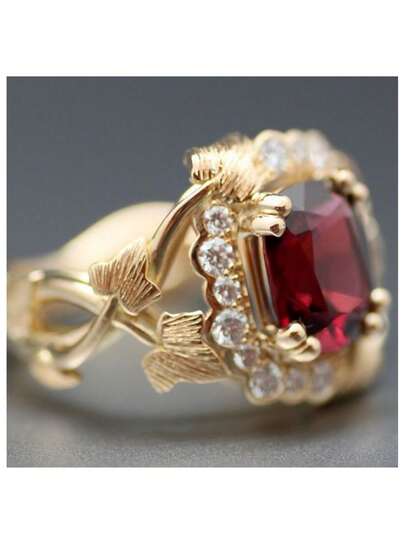 Luxury Copper Material Handcrafted Maple Leaf Inlaid Red Cubic Zirconia Ring, Suitable For Women's Daily Wear And Travel (Gold Color)