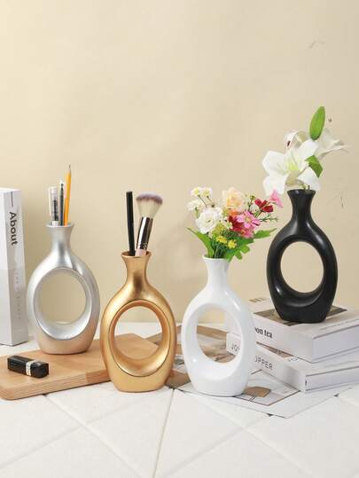 1个欧式镂空花瓶，树脂工艺装饰品，可用于收纳化妆品、摆放在桌面，适用于阳台、窗台、花园、书桌、电视柜、酒柜等场所，也可作为人造花瓶、家居装饰或户外花园摆件。