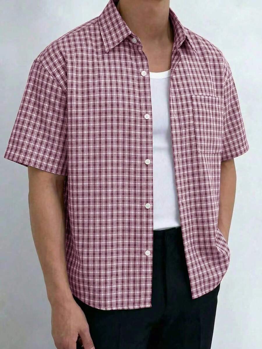 Áo sơ mi nam kiểu retro sinh viên, dáng regular fit, kẻ sọc đỏ trắng, tay ngắn, món đồ thiết yếu cho phong cách đường phố đô thị. - Nhiều màu - Xem 1