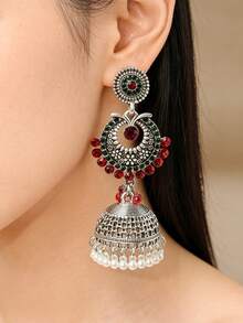 1 Pasang Anting Fashion Elegan Bergaya Vintage dengan Hiasan Berlian Imitasi, Cocok untuk Pemakaian Sehari-hari - Perak - View 10