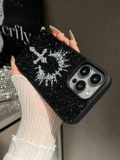 1个全镶钻十字设计手机壳，适用于 17 Pro Max/17/17 Pro/16 Pro Max/16/16 Pro/16 Plus/15/15 Pro Max/15 Pro/15 Plus/11/12/13/14 Pro Max/XS/XR/11 Pro/11 Pro Max/12 Pro/12 Pro Max/13 Pro/13 Pro Max/7 Plus/14 Pro/14 Pro Max/14