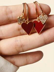 1 Pair Simple And Elegant Red Heart Shaped Earrings, Suitable For All Seasons - Multicolor - View 2