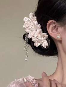 1个柔粉色樱花流苏发夹，精致女性化美感侧夹发卡，早春气息 - 彩色 - 查看 8