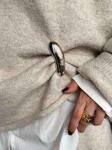 1枚女士简约金属亮面胸针，时尚高端配饰，可用于装饰连衣裙和外套 - 銀色 - 查看 6