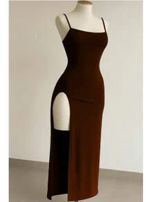 Women's Brown Long Dress In Spandex With Padded Cups, Open Back, Laced Detail, And Sensual Slit. - 鏽棕色 - 查看 3