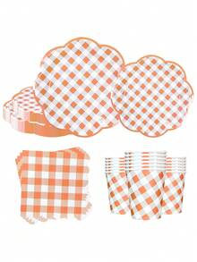 Set de 10 piezas/20 piezas/50 piezas/80 piezas de suministros para fiesta a cuadros naranja - Platos, vasos, servilletas de papel a cuadros naranja y blanco - Conjunto de vajilla con borde festoneado adecuado para picnics, fiestas de cumpleaños para hombres y mujeres - Cuadros naranjas y blancos - Ver 3