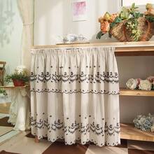 Perdea din material textil cu dungi verticale în stil american, cu flori brodate negre, 1 buc., proiectată cu bandă plisată, ideală pentru un aspect rustic scurt în bucătării, huse de dulapuri sau zone de chiuvetă. - Negru - Vizualizare 10