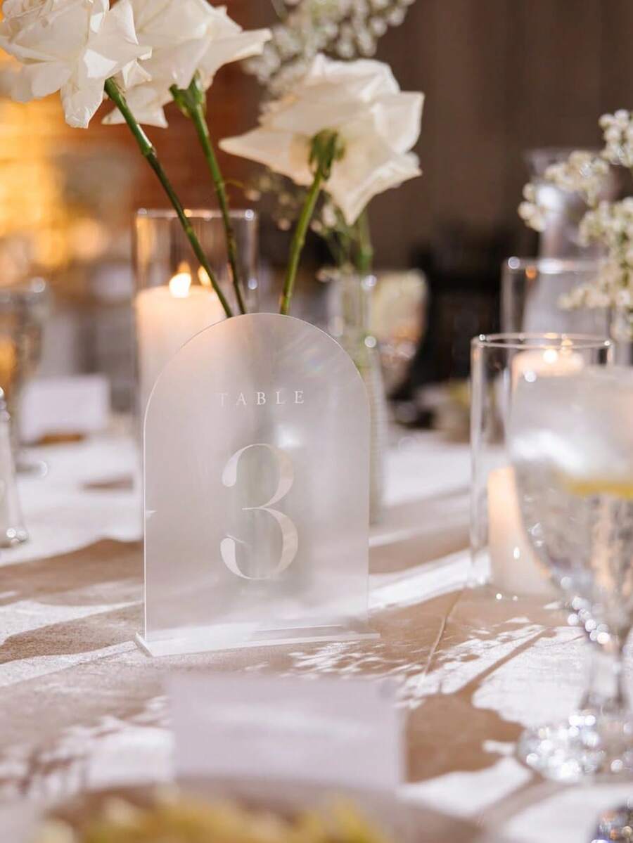 Bảng số bàn cưới bằng acrylic mờ sang trọng, có chân đế, đánh số từ 1 đến 20 chỗ ngồi, lớp phủ trong suốt, hoàn hảo cho đám cưới, kỷ niệm và các sự kiện đặc biệt, bao gồm bảng hiển thị số bàn (bảng hiển thị số bàn cưới). - nhiều màu - Xem 1