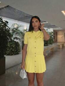 Women's Minimalist Elegant Knit Two Pieces Set, Casual Chic Style, Spring/Summer - Yellow-green - View 4