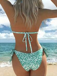 Bộ bikini 2 mảnh thời trang dành cho nữ, họa tiết ngôi sao và da báo, chất liệu co giãn cao, thích hợp cho kỳ nghỉ hè. - Xanh lá và trắng - Xem 2