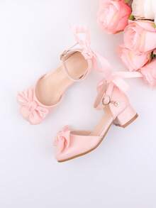 甜美可爱的花童高跟鞋，适合婚礼、派对、度假等场合，适合所有年龄段的女孩，经典舒适百搭的小鞋子，时尚简约的蝴蝶结搭扣，适合所有季节，可用于节日、正式场合、表演、芭蕾舞、公主鞋、露趾高跟鞋、优雅高跟鞋，夏季必备。 - 粉色 - 查看 6