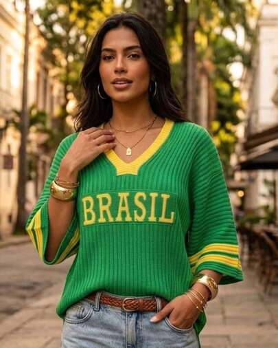 Camiseta Brasil Feminina Copa do Mundo Tricot Modal Canelado Manga Morcego Gola V Moda Verão