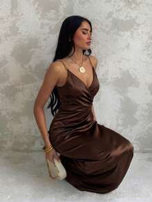 Schokoladenbraune Satin-Meerjungfrauenrock, sexy goldfarbene Ketten-V-Ausschnitt-Meerjungfrauenkleid, anliegendes weiches Damenkleid, Frühlings-/Sommer-Party Elegant - Kaffeebraun - Übersicht 4