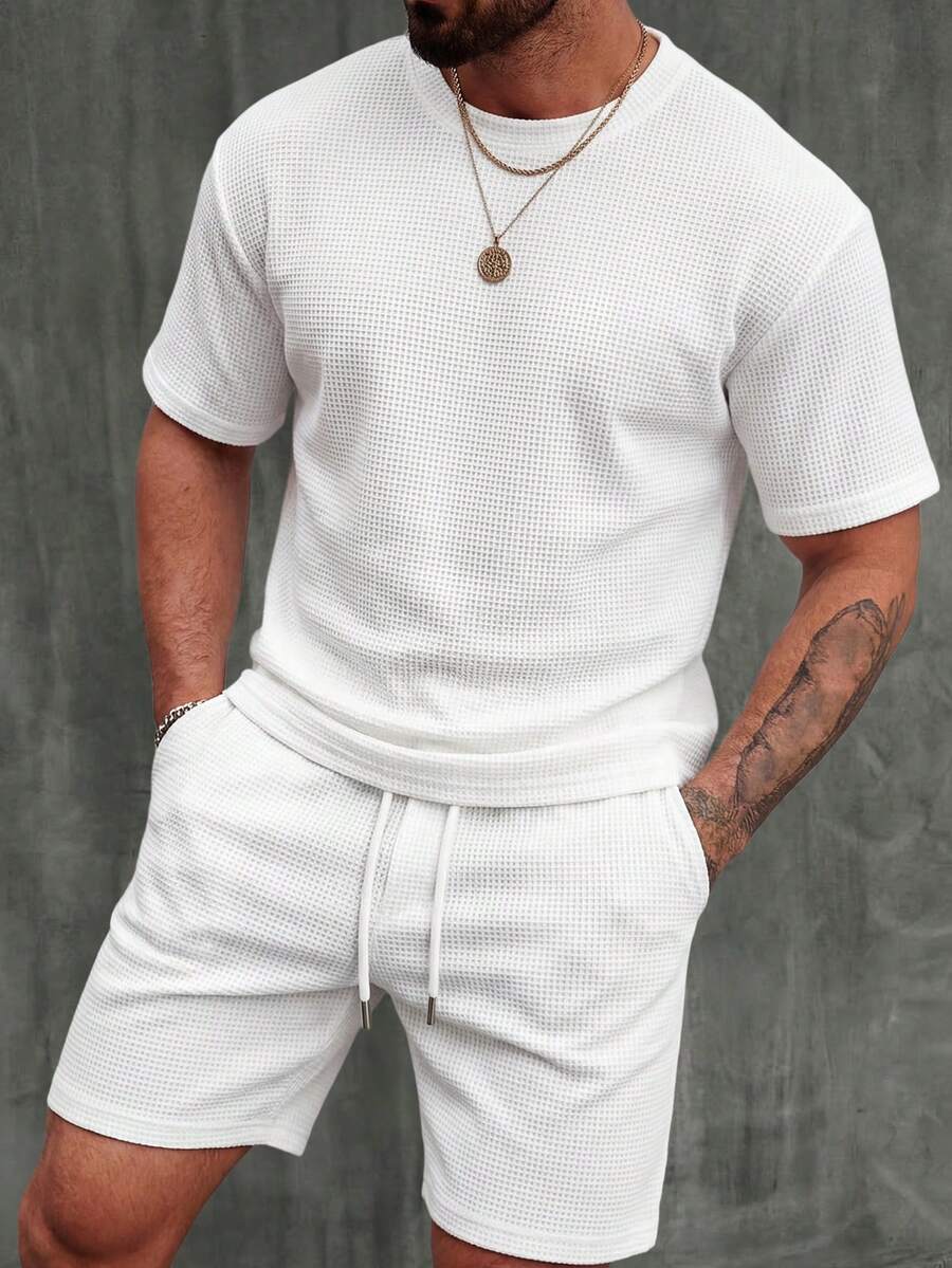 男士休闲华夫格圆领短袖T恤和抽绳短裤两件套，街头风夏季装扮 - 白色 - 查看 1