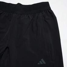 Adidas 男士轻便休闲运动七分裤/跑步短裤 H44515，春夏款 - 黑色 - 查看 2