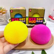 1 món đồ chơi bóp mềm hình quả cầu lông đổi màu sáng tạo, đang thịnh hành nhất hiện nay, đồ chơi giảm căng thẳng dễ thương hình mochi, bao bì màu ngẫu nhiên (tiếng Trung hoặc tiếng Anh), món quà hoàn hảo cho sinh nhật, ngày lễ, Halloween, Giáng sinh, người yêu thích trò chơi. - Nhiều màu - Xem 6