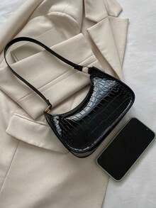 这款时尚的纯色亮面新月形单肩包，饰有可爱的爱心吊坠，是日常使用的优雅之选。这款多功能包非常适合购物、通勤和日常使用，也是一份绝佳的礼物。 - 黑色 - 查看 7