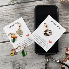 5个/7个/12个可爱墨西哥钥匙扣，口袋抱枕仙人掌驴沙锤玉米卷吉他钥匙圈，派对装饰用品，包包挂饰，12种款式，汽车配件，背包装饰，适合上学、哥特风、Y2K风格，送给母亲、父亲、毕业生和老师的礼物 - 彩色 - 查看 8