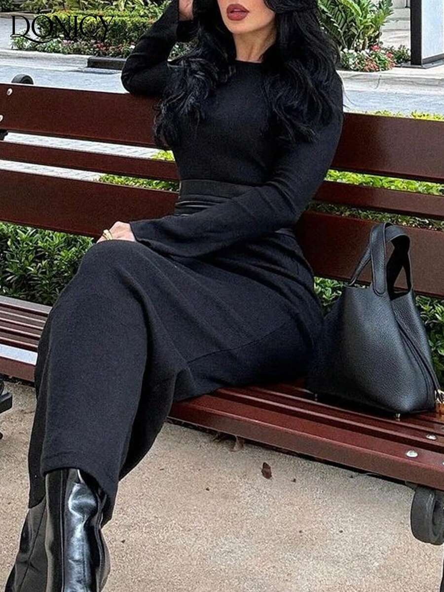 DONICY 女士纯色修身长款圆领连衣裙，适合休闲、居家、外出、摄影和购物等场合。