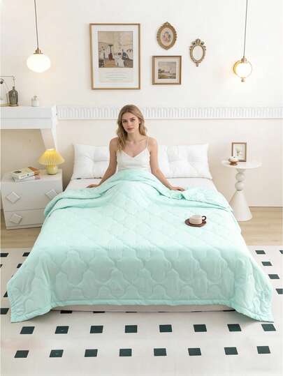 1pc Printed Brushed Summer Quilt, Air Conditioning Quilt, Skin-Friendly Fabric, Full AB Version Design, Lightweight Soft Breathable Cool, Silky Smooth Feeling, Suitable For Naked Sleep, Moisture-Wicking, Thin Quilt For Summer, Fashionable Printed Blanket, Suitable For Home Bedroom Decor, Wedding Supplies, Valentine's Day Home Bedroom Decor, Easter Gifts, Mother's Day Gifts, Suitable For All Seasons