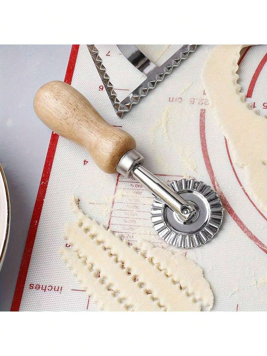 1pc Wooden Handle Cookie Cutter Wheel, Steel Cookie Cutter, Dumpling Light Beige Floral Edge Mold, Cookie & Pastry Dotted Line Rolling Cutter Mold, Kitchen Tool, Kitchenware - Multicolor - View 1