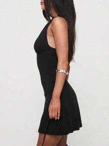 Elegant Fashionable Deep V-Neck Sleeveless Mini Dress, New Summer Collection Black - 黑色 - 查看 5